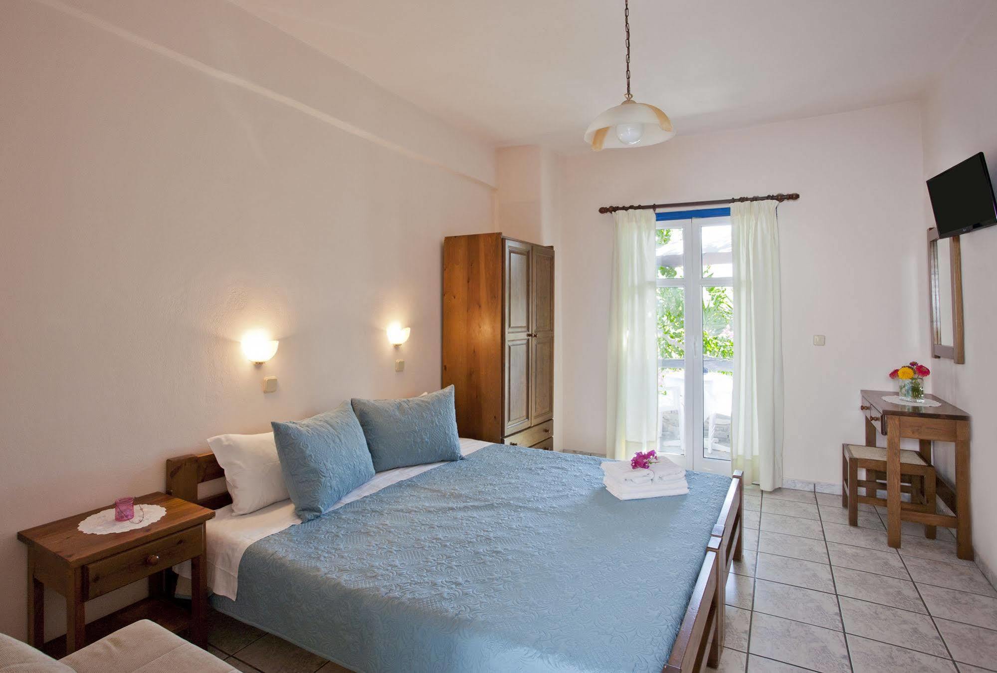 נאוסה Stefano Apartments מראה חיצוני תמונה