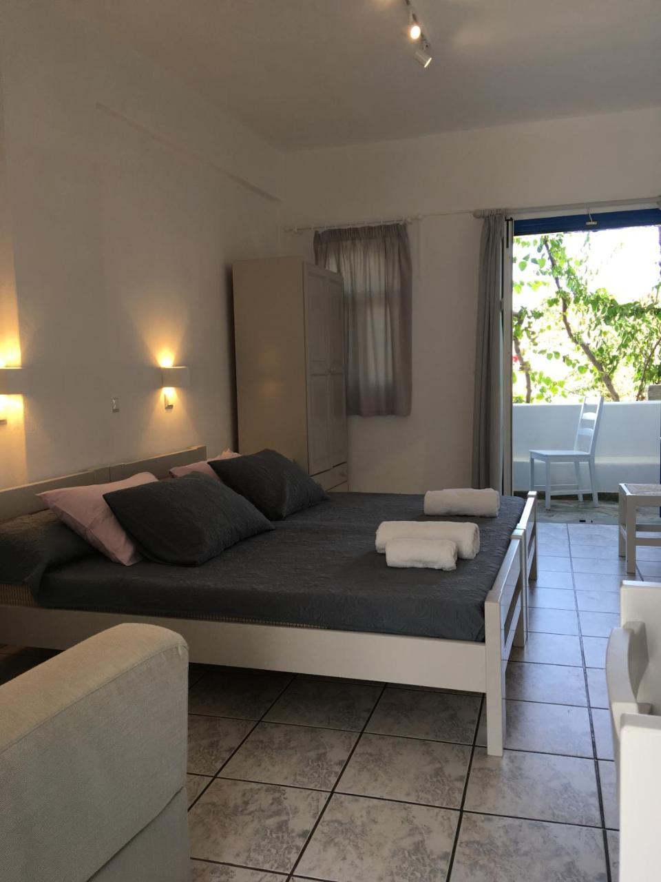 נאוסה Stefano Apartments מראה חיצוני תמונה